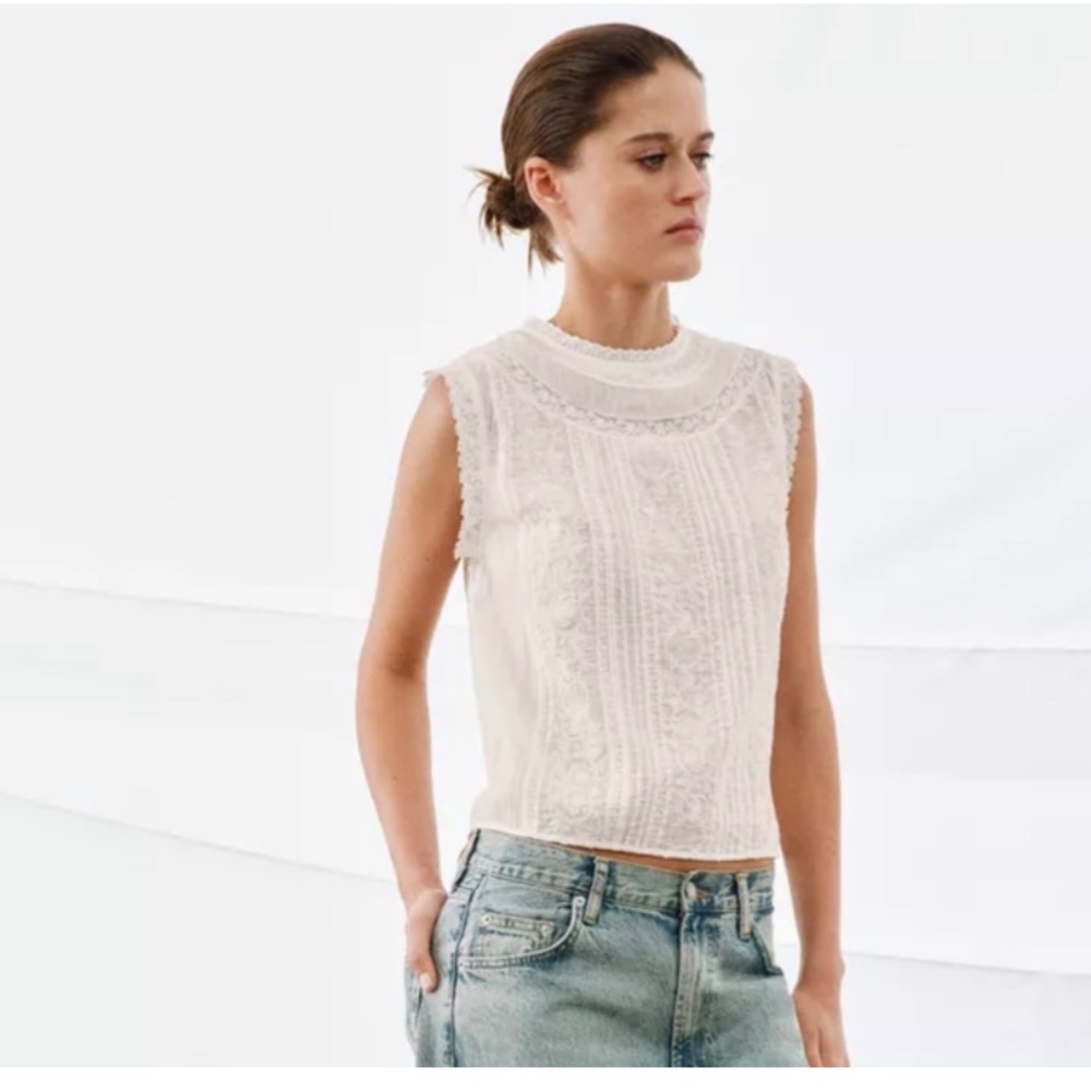 ZW Collection Embroidered Sleeveless Top